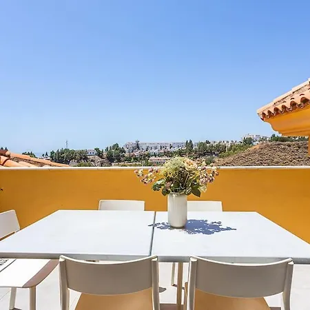 Riviera Del Sol Penthouse Apartmán *